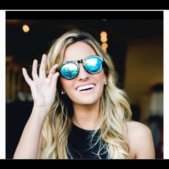 Diff Dime II Sunglasses - Picture 2 of 4